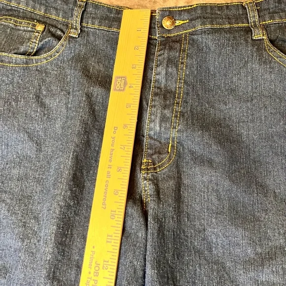 Dark Blue Women’s Capri’s - Classic Denim Style Size 22W - Picture 7 of 11